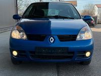 Gebraucht Renault Clio II 58 PS (42 kW) 2007 Blau Kleinwagen