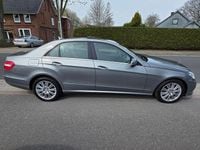 Gebraucht Mercedes E220 170 PS (125 kW) 2012 Silber Limousine