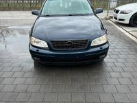 Second-hand Opel Omega 179 CP (131 kW) 2002 Albastru Berlinǎ