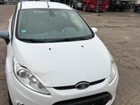 Gebraucht Ford Fiesta 2009 Weiß Kleinwagen