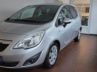 Gebraucht Opel Meriva 120 PS (88 kW) 2012 Silber Van / Kleinbus