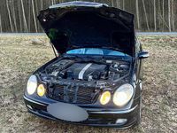 Gebraucht Mercedes E240 Avantgarde 177 PS (130 kW) 2004 Schwarz Kombi