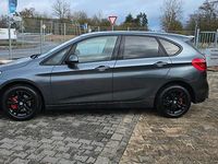 Gebraucht BMW 216 116 PS (85 kW) 2018 Grau Kombi