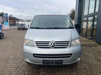 Gebraucht VW Caravelle 131 PS (96 kW) 2006 Silber Van / Kleinbus