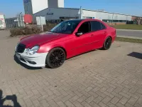 Gebraucht Mercedes E320 224 PS (164 kW) 2002 Rot Limousine