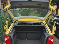 Gebraucht VW Polo 63 PS (46 kW) 2002 Gelb Kleinwagen