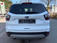 Usado Ford Kuga Trend 175 HP (128 kW) 2018 Branco SUV