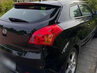 Gebraucht Kia ProCeed 135 PS (99 kW) 2011 Schwarz Kleinwagen