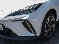 Gebraucht MG MG4 EV 150 kW (204 PS) 2026 Arctic white Kleinwagen