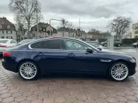 Gebraucht Jaguar XF Prestige 241 PS (177 kW) 2018 Blau Limousine