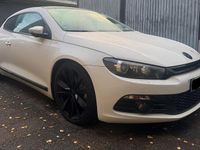 Gebraucht VW Scirocco 160 PS (117 kW) 2009 Weiß Coupé