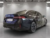 Gebraucht BMW 550e M Sport 313 PS (230 kW) 2025 Schwarz Limousine