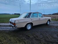 Gebraucht Mercedes W114 120 PS (88 kW) 1973 Beige Limousine