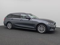 Gebraucht BMW 330 Sport Line 258 PS (189 kW) 2021 Mineralgrau metallic b39schwarz Limousine