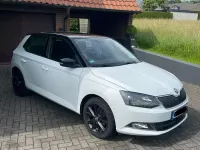 Gebraucht Skoda Fabia Style 90 PS (66 kW) 2015 Weiß Limousine