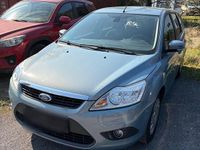 Gebraucht Ford Focus Ambiente 101 PS (74 kW) 2008 Blau Kombi