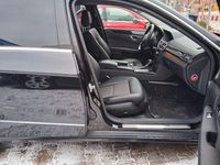 Gebraucht Mercedes E250 204 PS (150 kW) 2009 Schwarz Limousine