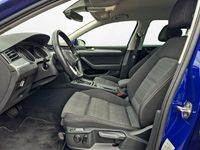 Gebraucht VW Passat Business 150 PS (110 kW) 2020 Lapiz blue metallic Kombi