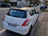 Gebraucht Suzuki Swift 92 PS (67 kW) 2011 Weiß Kleinwagen