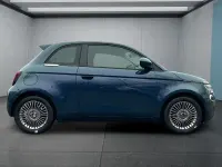 Neu Fiat 500C 65 PS (47 kW) 2025 Grün Cabrio