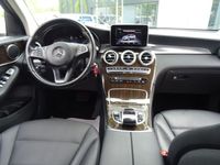 Gebraucht Mercedes GLC220 170 PS (125 kW) 2016 Polarweiss  unilack SUV