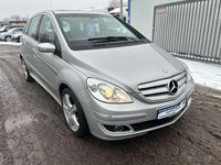Gebraucht Mercedes B150 Elegance 95 PS (69 kW) 2007 Silber Van / Kleinbus