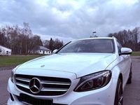 Gebraucht Mercedes C220 170 PS (125 kW) 2015 Weiß Limousine