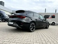 Neu Cupra Leon 150 PS (110 kW) 2025 Magnetic schwarz metallic Kombi
