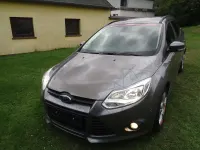 Gebraucht Ford Focus 140 PS (102 kW) 2013 Braun Kombi
