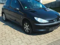 Używany Peugeot 206 75 KM (55 kW) 2007 Czarny Hatchback