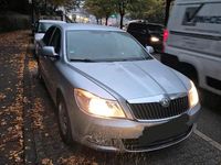 Gebraucht Skoda Octavia 105 PS (77 kW) 2010 Silber Limousine