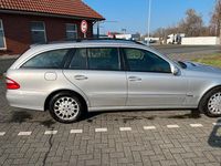 Gebraucht Mercedes E200 Elegance 163 PS (119 kW) 2005 Silber Kombi