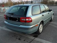 Second-hand Volvo V40 115 CP (84 kW) 2003 Albastru Break