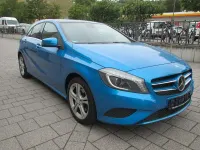 Gebraucht Mercedes A200 136 PS (100 kW) 2013 Blau Kleinwagen
