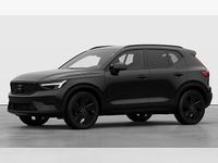 Neu Volvo XC40 Plus 163 PS (119 kW) 2026 Schwarz (onyx black / metallic) SUV