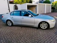 Gebraucht BMW 530 231 PS (169 kW) 2004 Silber Limousine