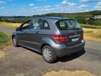 Gebraucht Mercedes B150 95 PS (69 kW) 2009 Grau Van / Kleinbus