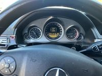 Gebraucht Mercedes 220 170 PS (125 kW) 2011 Grau Kombi