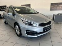 Gebraucht Kia Ceed Edition 7 135 PS (99 kW) 2017 Silber Kleinwagen
