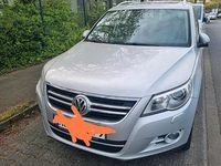 Gebraucht VW Tiguan 122 PS (89 kW) 2008 Silber SUV