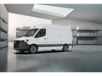 Gebraucht Mercedes Sprinter 170 PS (125 kW) 2025 Weiß Van