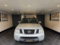 Gebraucht Nissan Navara Platinum 190 PS (139 kW) 2012 Silber Abholung