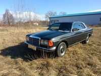 Gebraucht Mercedes E280 185 PS (136 kW) 1979 Schwarz Coupé