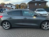 Gebraucht Ford Focus Titanium 150 PS (110 kW) 2019 Grau Limousine
