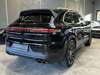 Gebraucht Porsche Cayenne 354 PS (260 kW) 2023 Chromitschwarzmetallic SUV