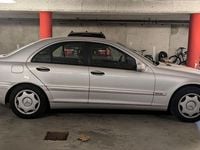 Gebraucht Mercedes C200 122 PS (89 kW) 2003 Silber Limousine