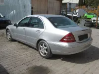 Second-hand Mercedes C220 Elegance 143 CP (105 kW) 2001 Argintiu Berlinǎ