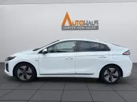 Gebraucht Hyundai Ioniq Premium 105 PS (77 kW) 2019 Weiß Kleinwagen