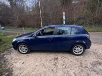 Gebraucht Opel Astra 140 PS (102 kW) 2008 Blau Kleinwagen
