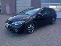 Gebraucht Honda Civic Lifestyle 141 PS (103 kW) 2015 Crystal black p. Kombi